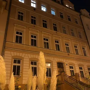 S Krasnou Vyhlidkou Na Imperial , Karlsbad Tschechische Republik